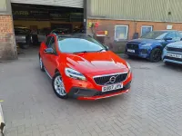 Used Volvo V40 Pro 152 HP (111 kW) 2017 Red Hatchback