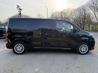 Used Peugeot e-Traveller Active 100 kW (136 HP) 2025 Black MPV