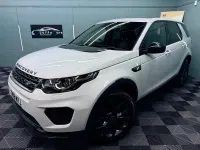 Used Land Rover Discovery 5 Landmark 2019 White SUV