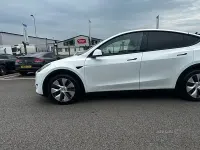 Used Tesla Model Y Long Range AWD 378 kW (514 HP) 2022 White SUV