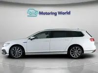 Begagnad VW Passat Advance 218 HK (160 kW) 2021 Vit Kombi
