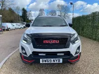 Used Isuzu Pick up 164 HP (120 kW) 2019 White Pickup