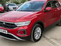 Usado VW T-Roc Life 110 CV (80 kW) 2024 SUV