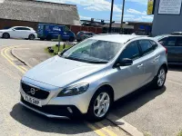 Used Volvo V40 120 HP (88 kW) 2015 Silver Hatchback