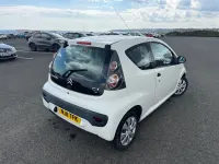Używany Citroën C1 68 KM (50 kW) 2011 Biały Hatchback