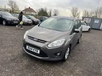 Used Ford Grand C-Max Zetec 125 HP (91 kW) 2014 Brown MPV