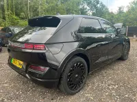 Usado Hyundai Ioniq Ultimate 160 kW (218 CV) 2022 Negro Utilitario