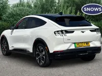 Usado Ford Mustang Mach-E Extended Range 258 kW (351 HP) 2022 Branco SUV
