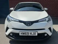 Used Toyota C-HR 122 HP (89 kW) 2019 White SUV