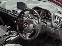 Used Mazda 3 Inclusive 121 HP (88 kW) 2016 Red Hatchback