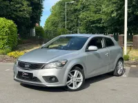 Used Kia ProCeed 2011 Silver Hatchback