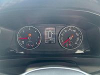 Used VW Transporter SE 150 HP (110 kW) 2016 Blue Van