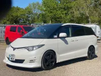 Begagnad Toyota Estima 2018 Vit Minibuss