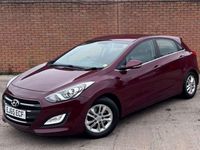 Used Hyundai i30 SE 2015 Red Hatchback