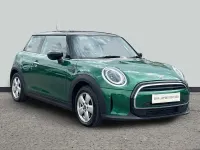 Used Mini Cooper Classic 134 HP (98 kW) 2023 Green Hatchback