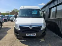 Begagnad Vauxhall Movano 2018 Vit Minibuss