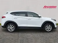 Used Hyundai Tucson SE 177 HP (130 kW) 2019 White SUV