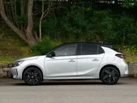 Ny Vauxhall Corsa-e Ultimate 100 kW (136 HK) 2026 Silver Halvkombi