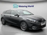 Usado Kia Ceed 158 HP (116 kW) 2022 Preto Citadino