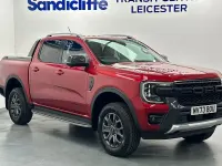 Gebraucht Ford Ranger 240 PS (176 kW) 2023 Rot Pickup