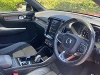 Used Volvo XC40 247 HP (181 kW) 2018 Red SUV