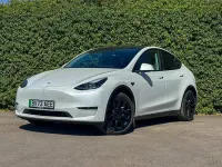 Used Tesla Model Y Long Range AWD 286 kW (389 HP) 2025 SUV