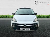 Używany Vauxhall Adam Rocks 69 KM (50 kW) 2016 Biały Hatchback