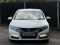 Used Honda Civic SE 100 HP (73 kW) 2012 White Hatchback