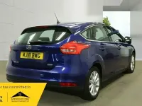 Usado Ford Focus Titanium 125 HP (91 kW) 2018 Azul Citadino