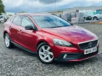Used Volvo V40 2014 Red Hatchback