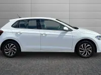 Used VW Polo Life 95 HP (69 kW) 2024 White Hatchback