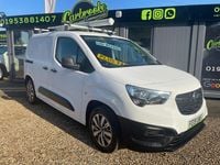 Used Vauxhall Combo Edition 100 HP (73 kW) 2019 White MPV