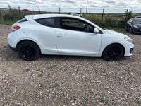 Used Renault Mégane Coupé Dynamique 110 HP (80 kW) 2014 White Coupe