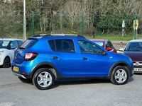 Gebraucht Dacia Sandero Ambiance 90 PS (66 kW) 2015 Blau Kleinwagen