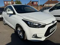 Used Hyundai i20 SE 2016 White Coupe