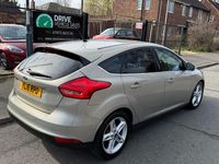 Used Ford Focus Zetec 120 HP (88 kW) 2016 Silver Hatchback