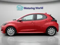 Second-hand Toyota Yaris Hybrid 116 CP (85 kW) 2022 Roșu Hatchback