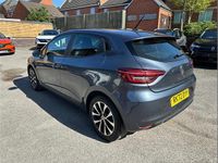 Used Renault Clio V Iconic 90 HP (66 kW) 2022 Grey  Hatchback