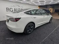 Used Tesla Model 3 RWD 208 kW (283 HP) 2022 White Sedan