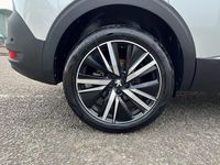 Used Peugeot 5008 Premium 129 HP (94 kW) 2023 White SUV