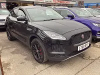 Usado Jaguar E-Pace S 150 HP (110 kW) 2018 Preto SUV