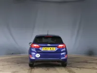 Begagnad Ford Fiesta Titanium 2017 Blå Halvkombi