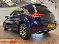 Used VW Golf VII SE 110 HP (80 kW) 2018 Hatchback