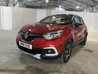 Used Renault Captur Iconic 90 HP (66 kW) 2018 Red/black SUV