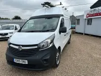 Used Vauxhall Vivaro S 2019 White MPV