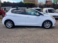 Used Peugeot 208 Active 2018 White Hatchback