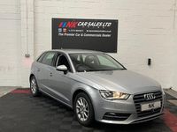 Used Audi A3 Sportback Comfort 125 HP (91 kW) 2015 Silver Hatchback