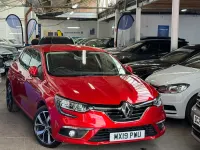 Used Renault Mégane IV Iconic 140 HP (102 kW) 2019 Red Hatchback