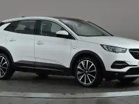 Used Vauxhall Grandland X Elite 131 HP (96 kW) 2020 White SUV