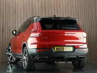 Used Volvo XC40 R-Design Pro 190 HP (139 kW) 2019 Red SUV